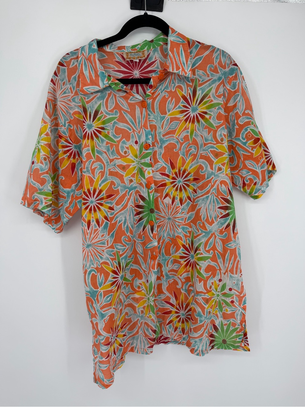 Far Away size XL tropical button up